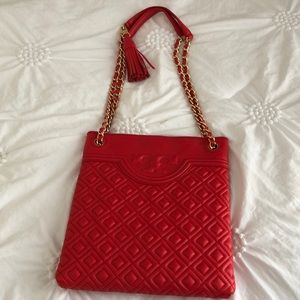 Tory Burch cross body chain bag. Never been worn